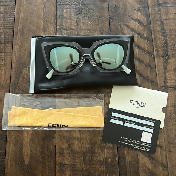 Fendi Spring 2015 Orchidea Sunglasses Blue Clear Black Frames